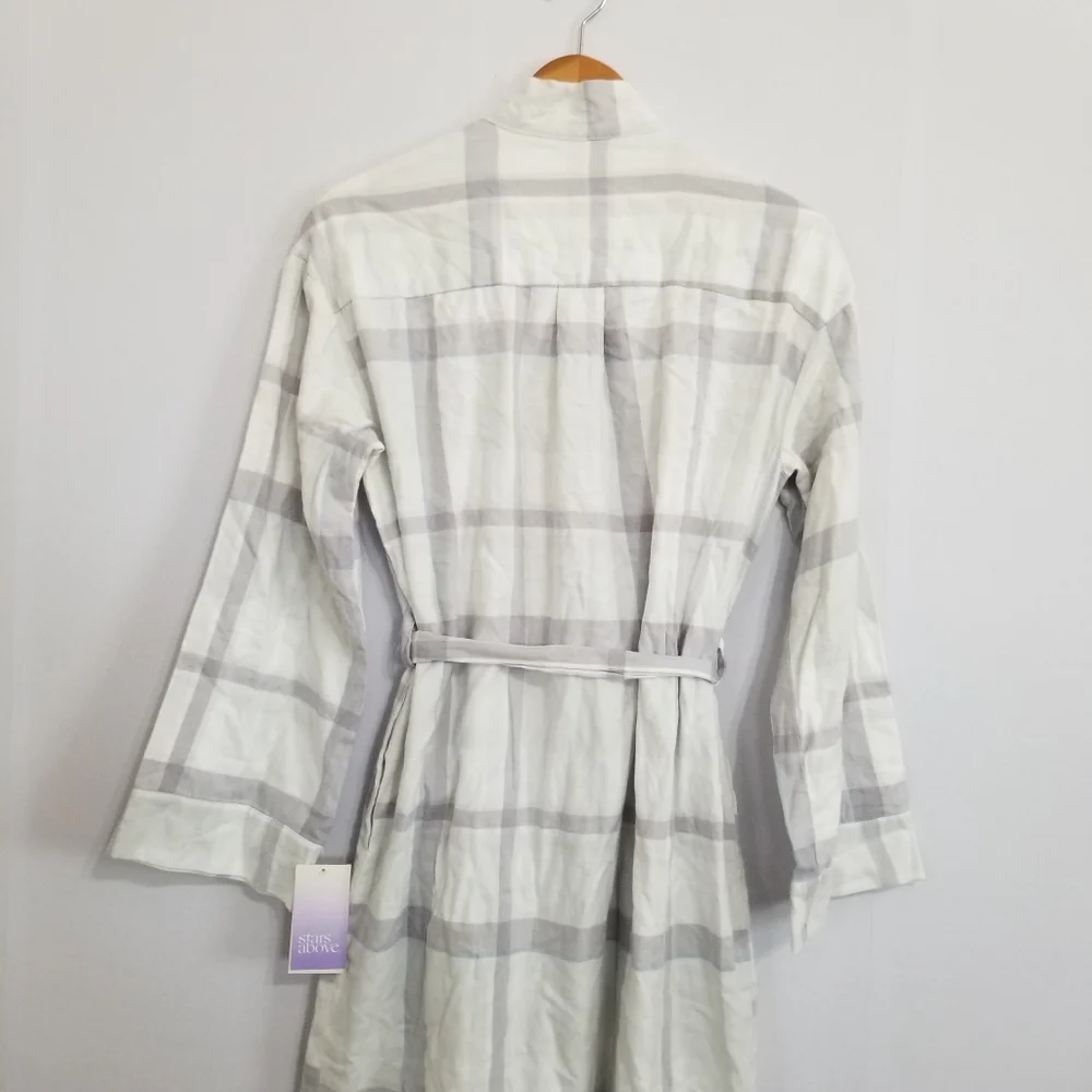 NWT Stars Above Gray Plaid Cozy Flannel Robe Size XS/S - Picture 5 of 10